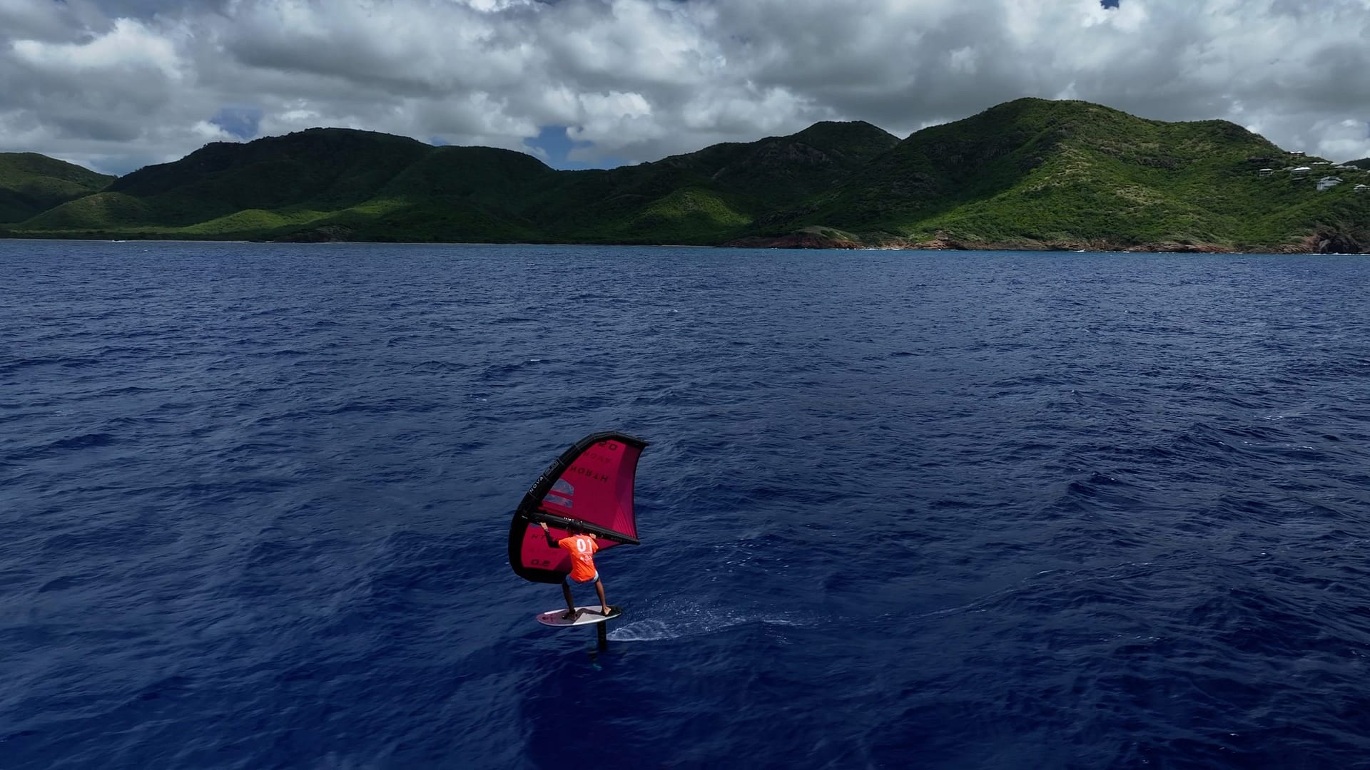 Incredible Winds and Record-Breaking Race Highlight the Second Race Day